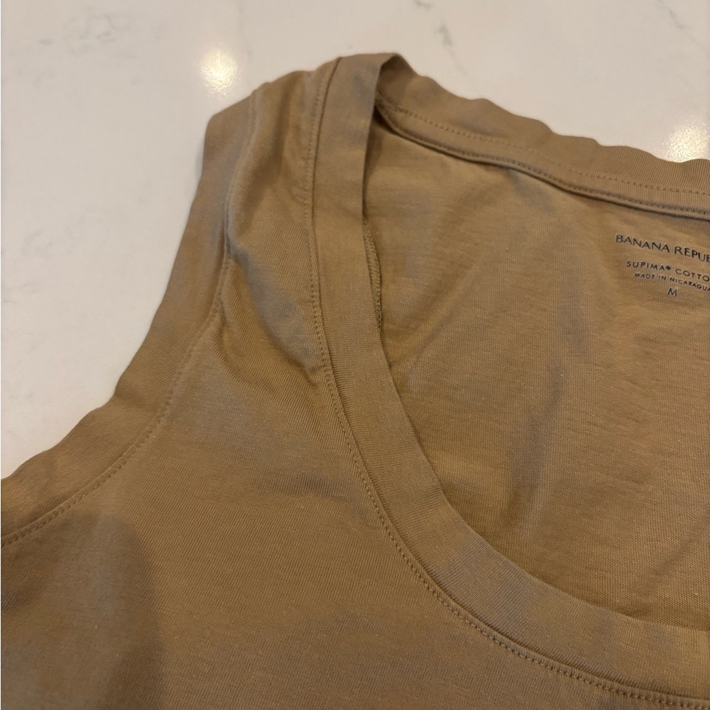 Banana Republic Tan Women's Tank Top - Picture 5 of 6